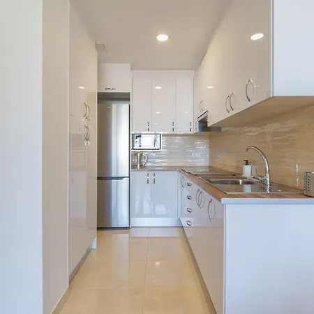 Apartment Bright Townhouse Views - 5 Min To The Beach